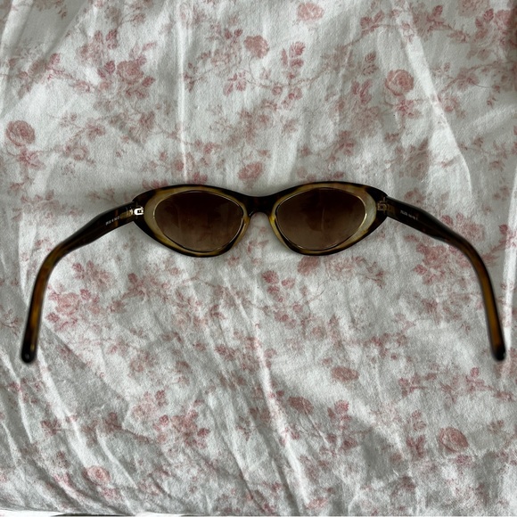 Vintage Prada sunglasses - Picture 2 of 5